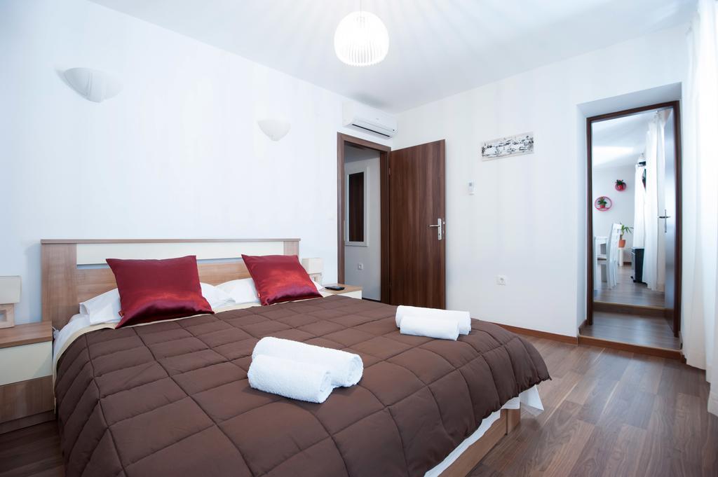 Rooms & Apartments 72 Zadar Quarto foto