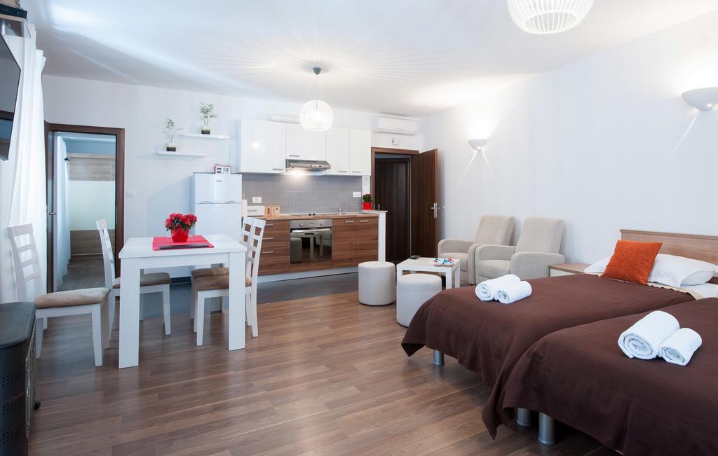 Rooms & Apartments 72 Zadar Quarto foto