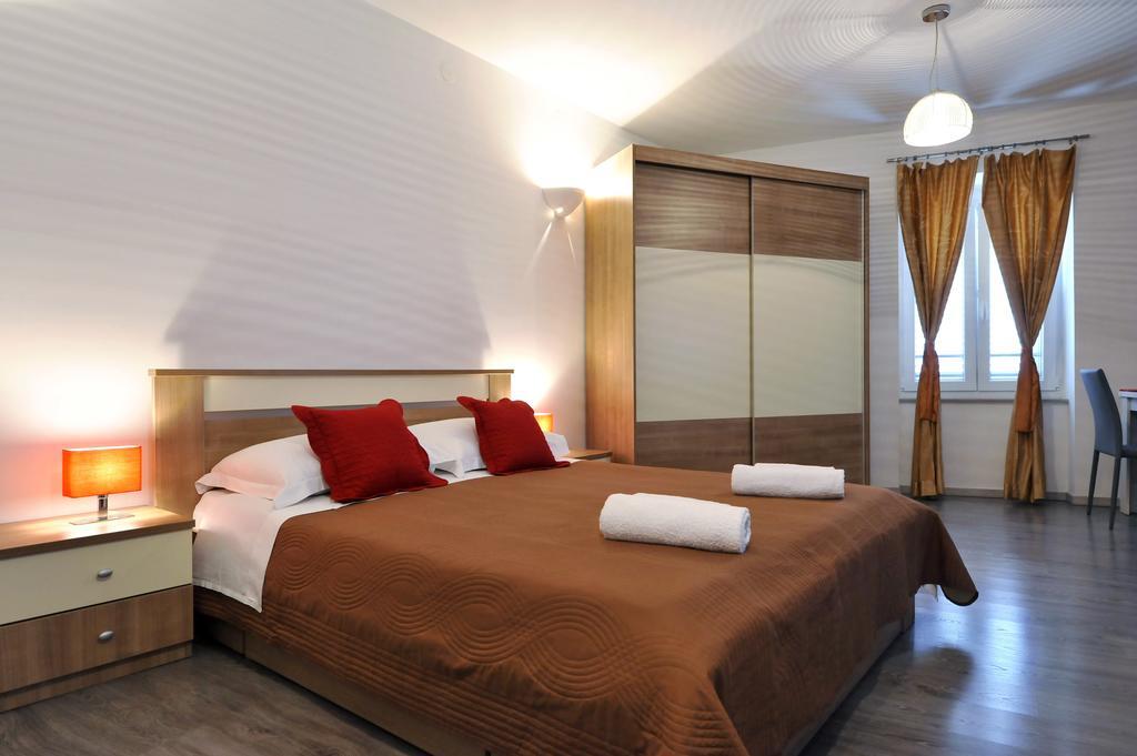 Rooms & Apartments 72 Zadar Exterior foto