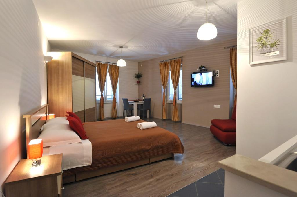 Rooms & Apartments 72 Zadar Quarto foto